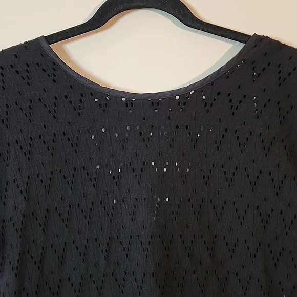 BLACK TAPE TOP - Picture 2 of 7